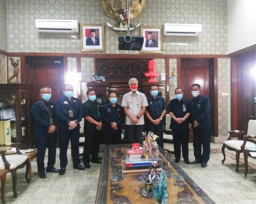 Gubernur 2