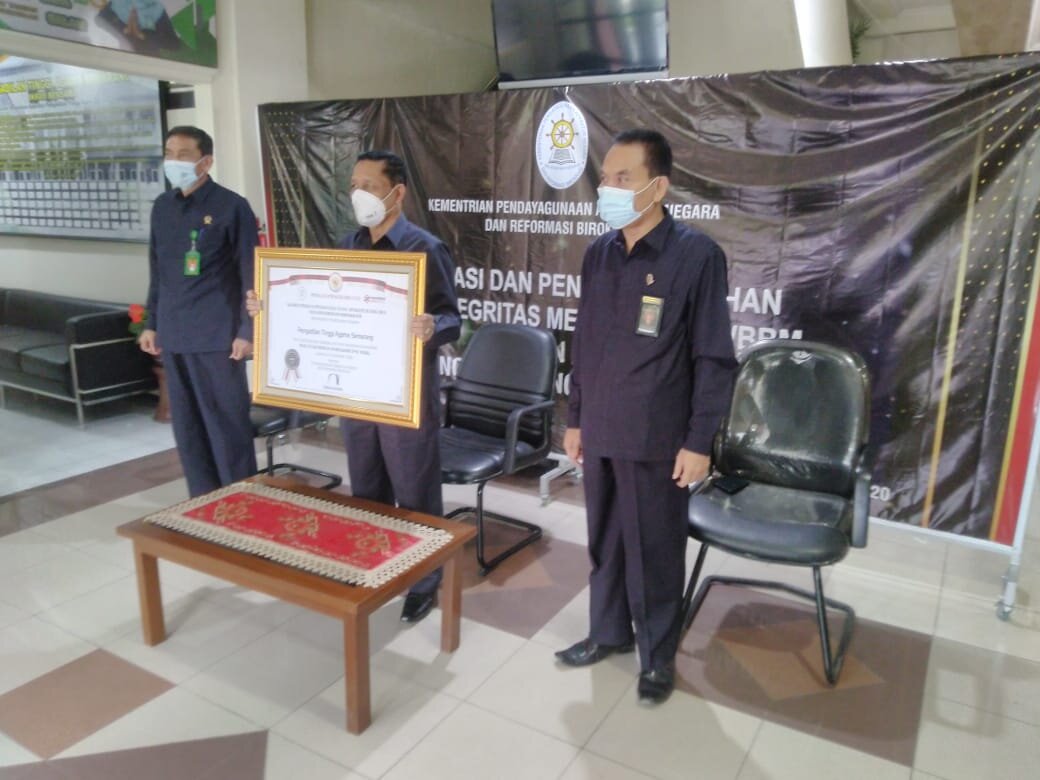 21 Desember 2020 3