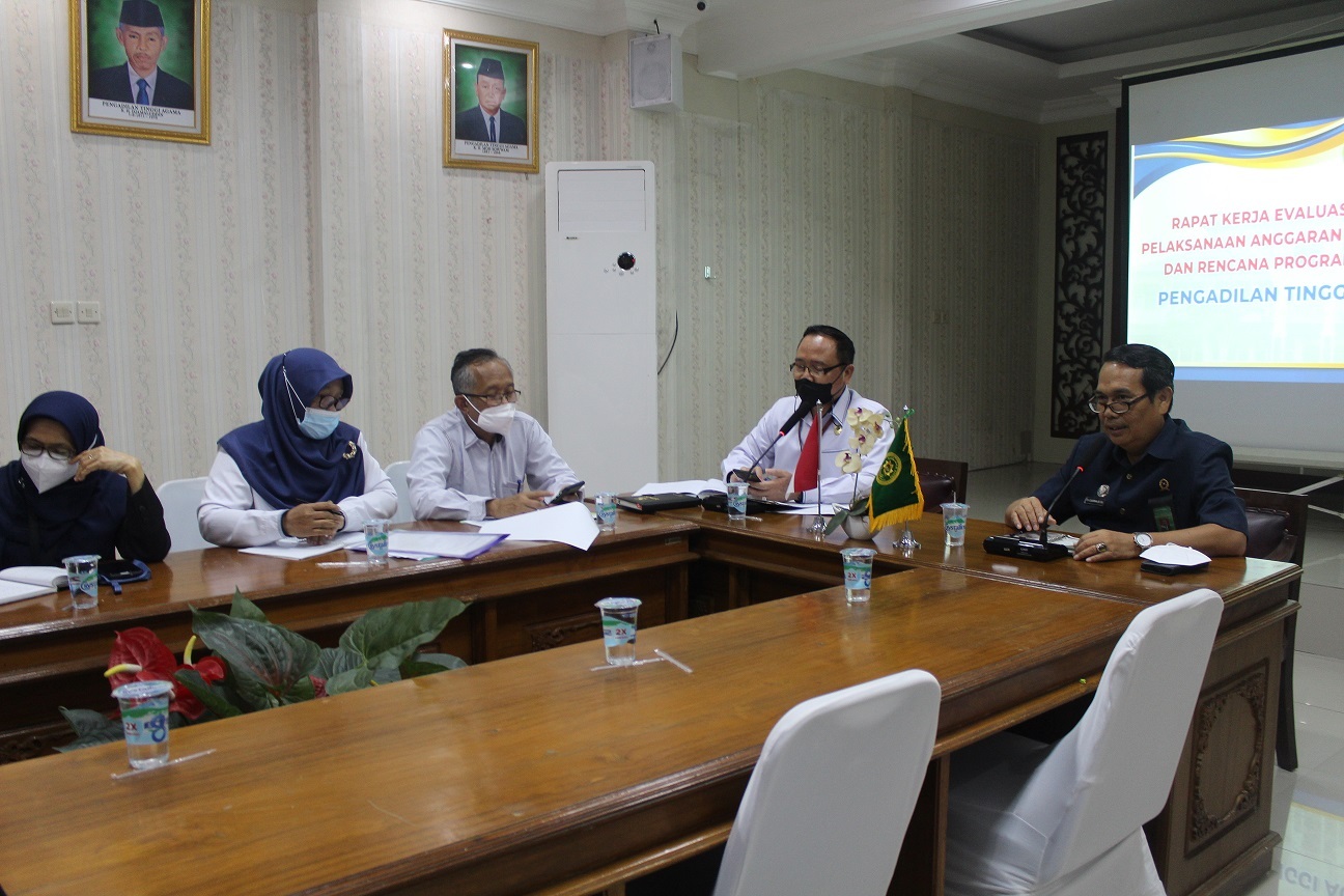 Rapat 3 1