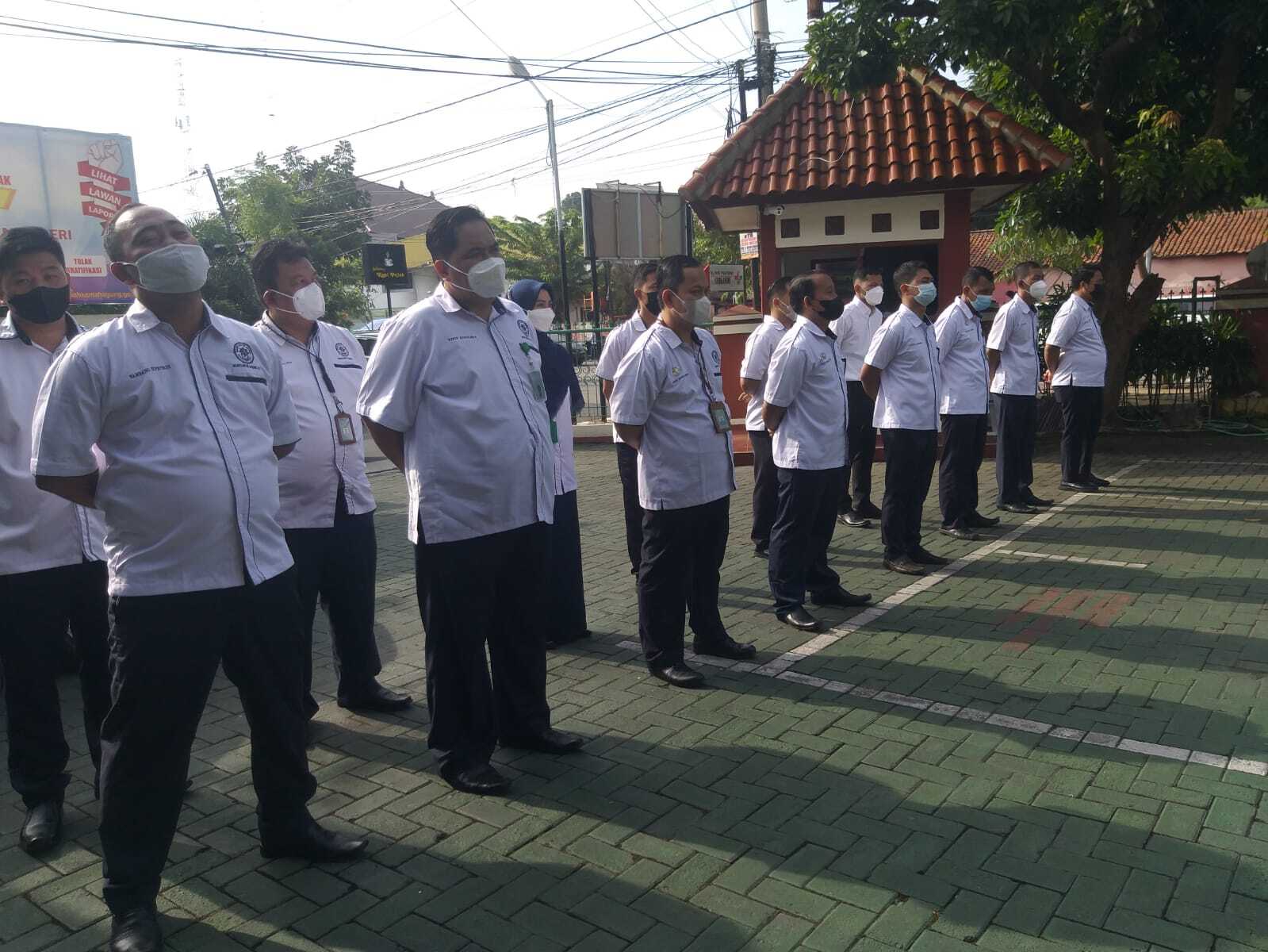 Apel Senin 5